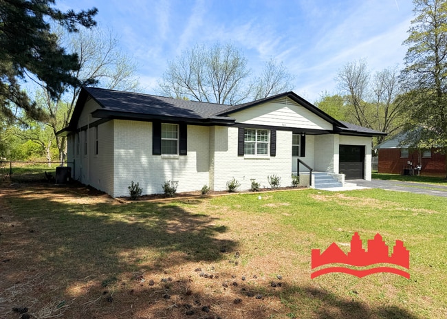 Building Photo - 4960 Sherry Dr