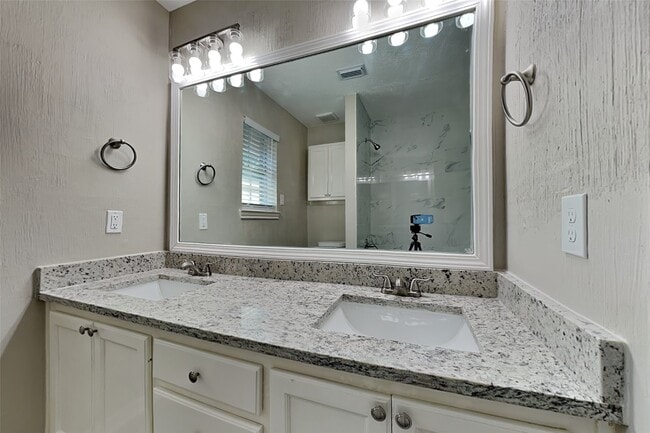 Building Photo - 30215 Stoney Plain Dr