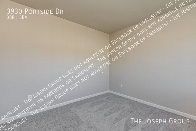 Building Photo - 3930 Portside Dr