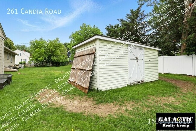 Building Photo - 261 Candia Rd