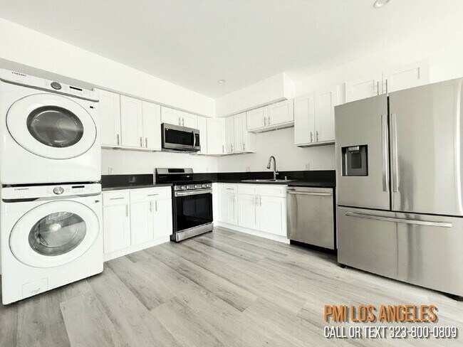 Building Photo - 1260 1/2 Leighton Avenue