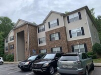 Building Photo - 3237 Fairington Dr