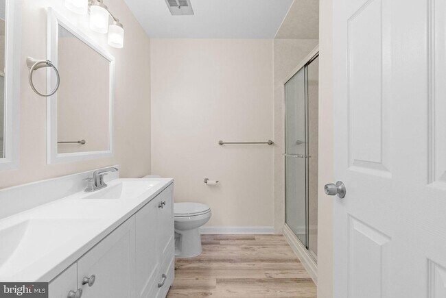 Building Photo - 408 Stockton Ct