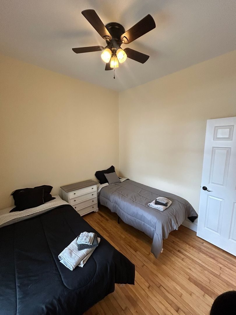 Building Photo - 416 Pearl St