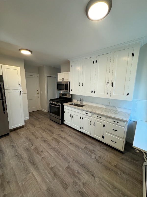 Building Photo - 17 Pickman St