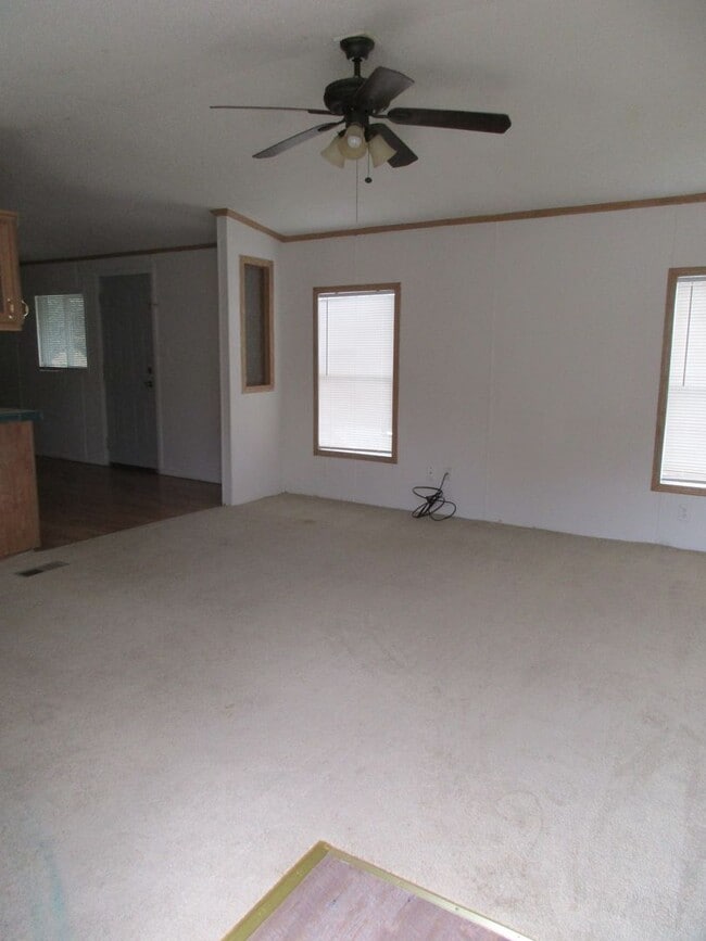 Building Photo - 3/2 in Hoover Valley