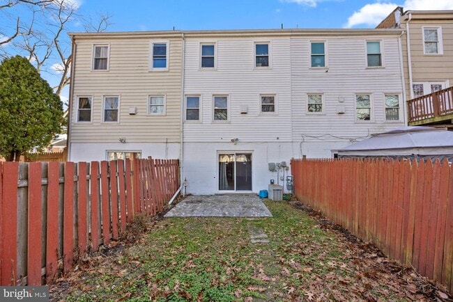 Building Photo - 9262 Byrd Dr