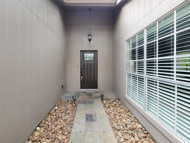 Building Photo - 3735 Hickory Knob Dr