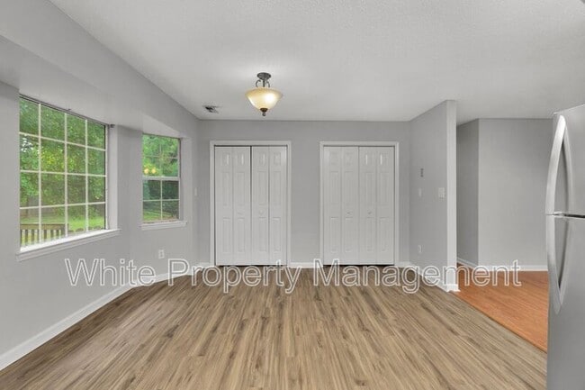 Building Photo - 3501 Sassafras Trail