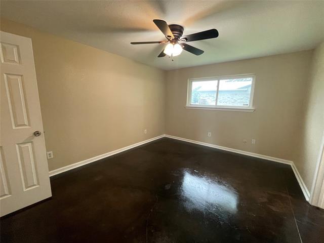 Building Photo - 10157 Peppertree Ln