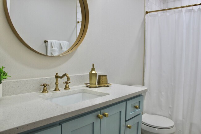 Building Photo - Rosedale