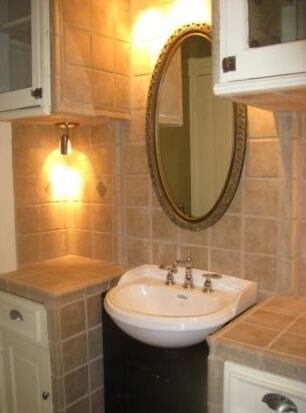 Bathroom - 1631 Main St