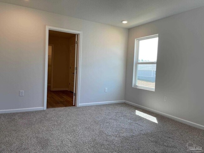 Building Photo - 10942 Blacktail Loop