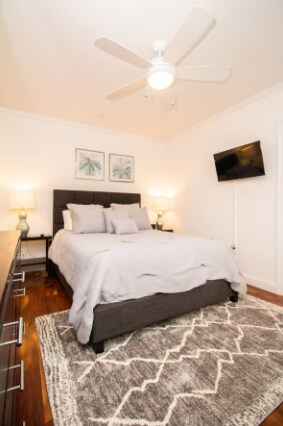 Building Photo - 1008 Tremont St