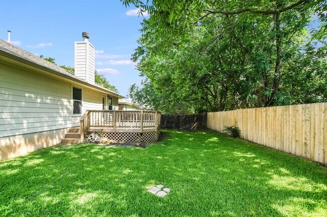 Building Photo - 104 Windmill Cir