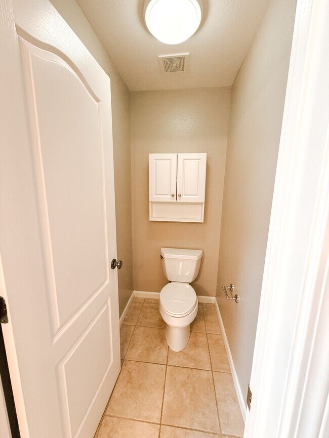Building Photo - San Ramon Home Available Now!