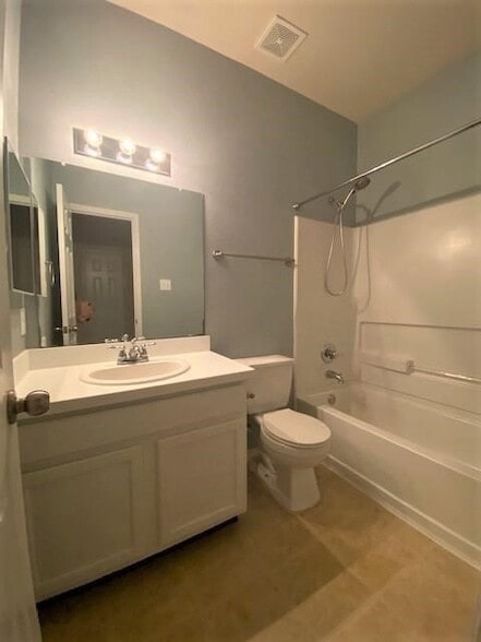 Building Photo - 13001 Trail Manor Dr
