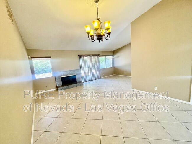 Building Photo - 6649 Wayburn Way