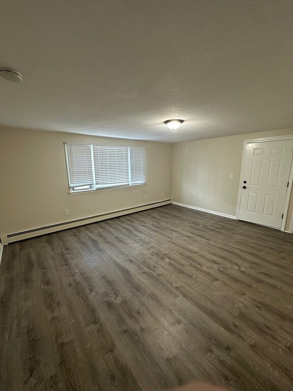 Building Photo - 31 Joyce St