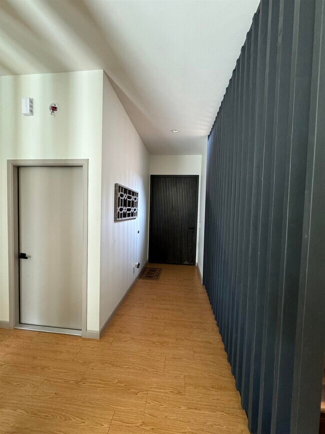Building Photo - 7219 Rocio Dr