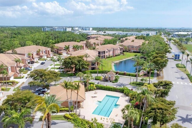 Building Photo - 5425 46th Ct W