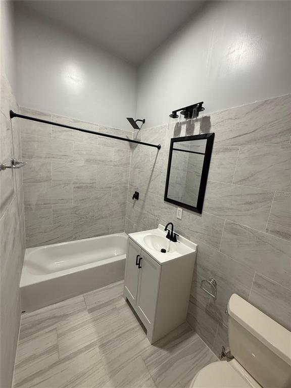 Building Photo - 1532 Reade Cir