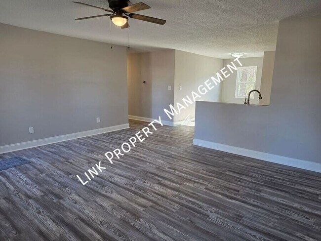 Building Photo - 6108 Ramsey Rd