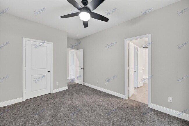 Building Photo - 4224 Riverside Dr