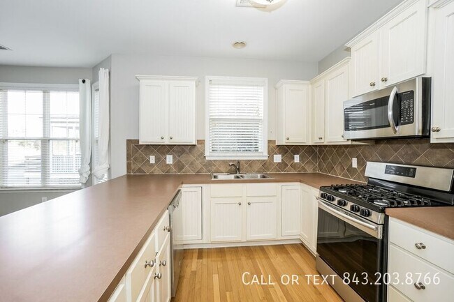 Building Photo - 3004 Treadwell St