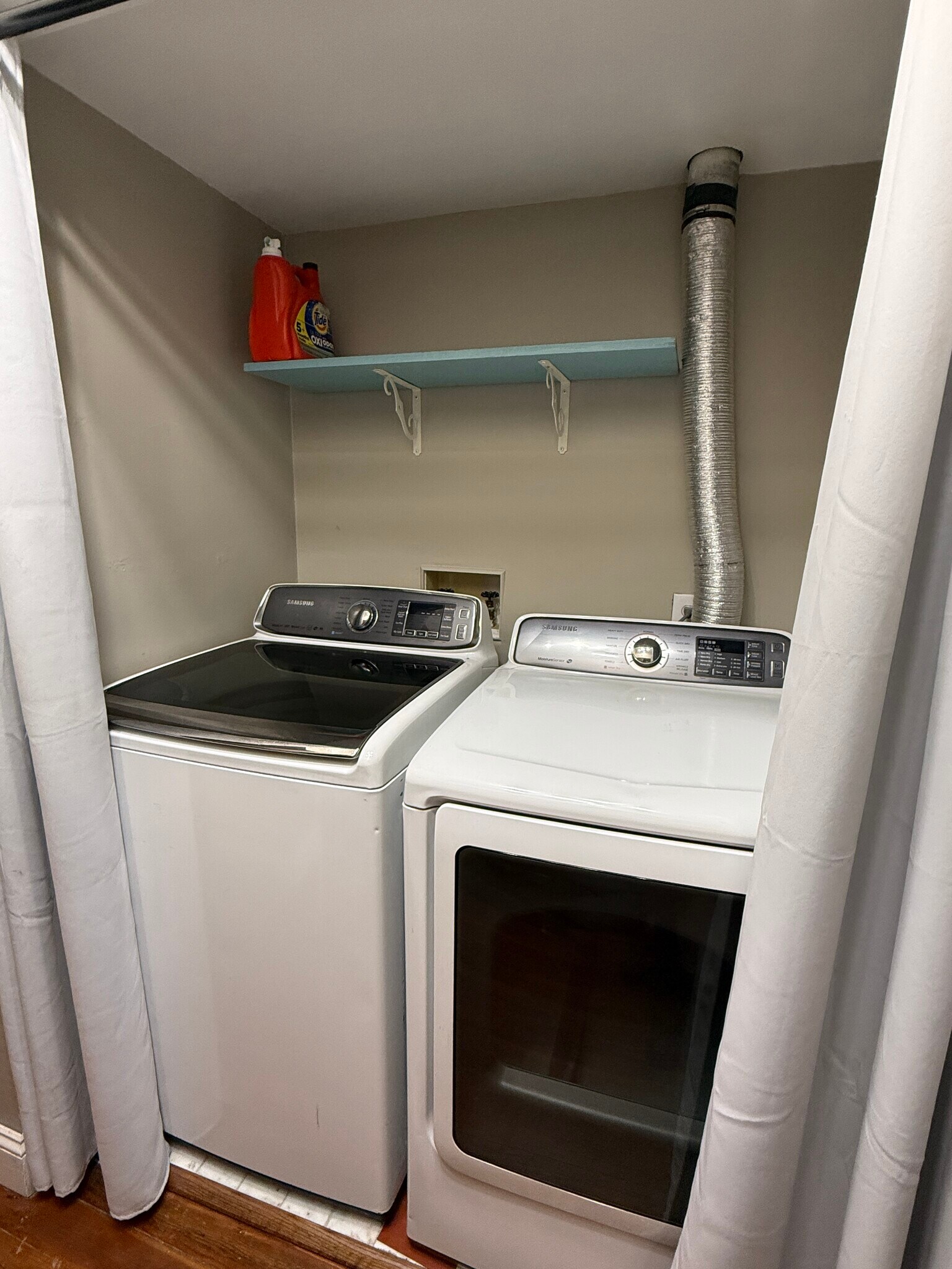Washer / Dryer - 1213 Sidney St