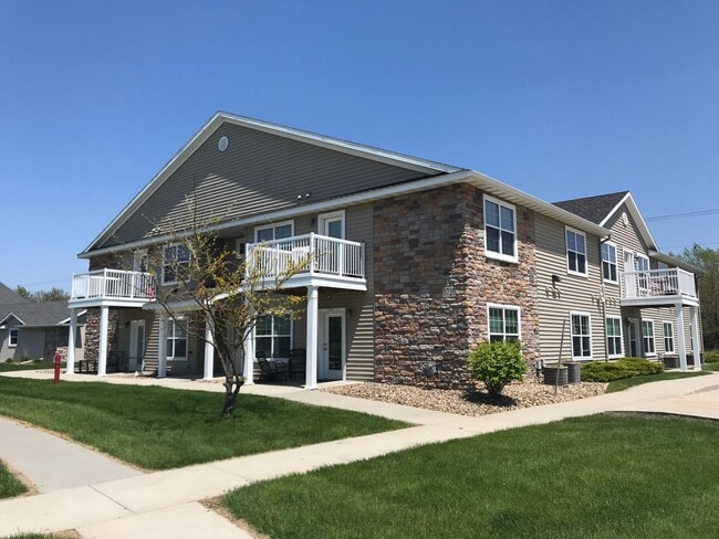 Building Photo - 3720 Tiverton Ct.