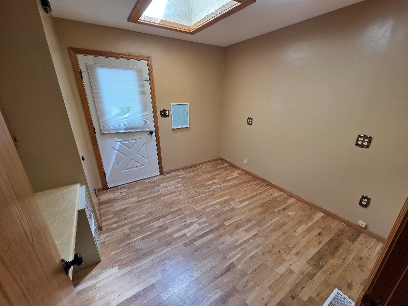 Building Photo - 6071 Jackrabbit Ln