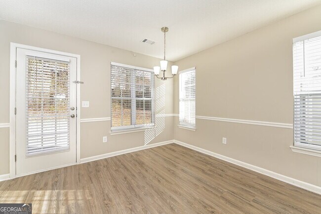 Building Photo - 8560 Guthrie Dr