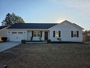 Building Photo - Quiet Neighborhood Charm with Easy Access to Swansboro & the Coast
