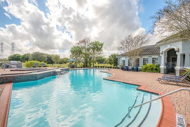 Building Photo - 3045 Marina Bay Dr