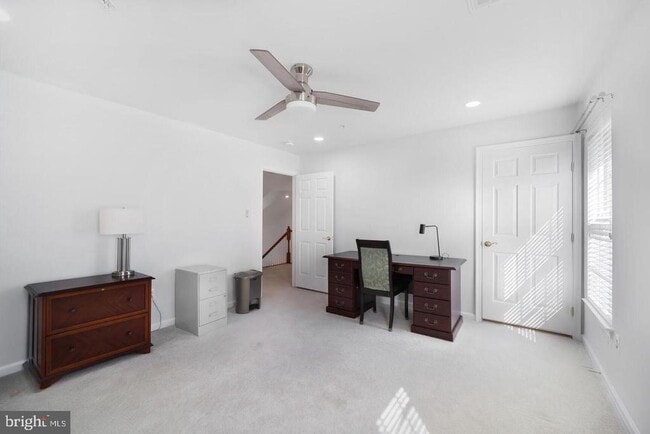 Building Photo - 2157 Vittoria Ct
