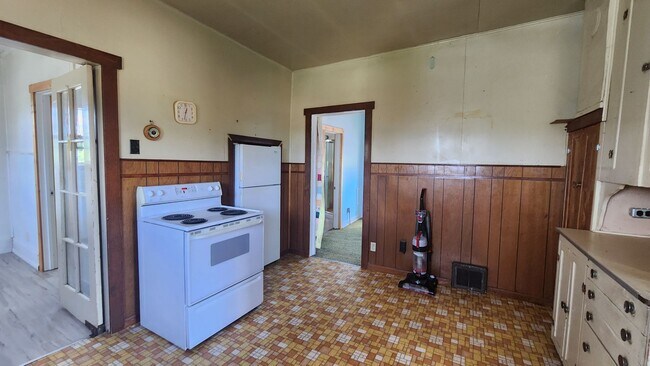 Building Photo - 54 Mount Hwy 359