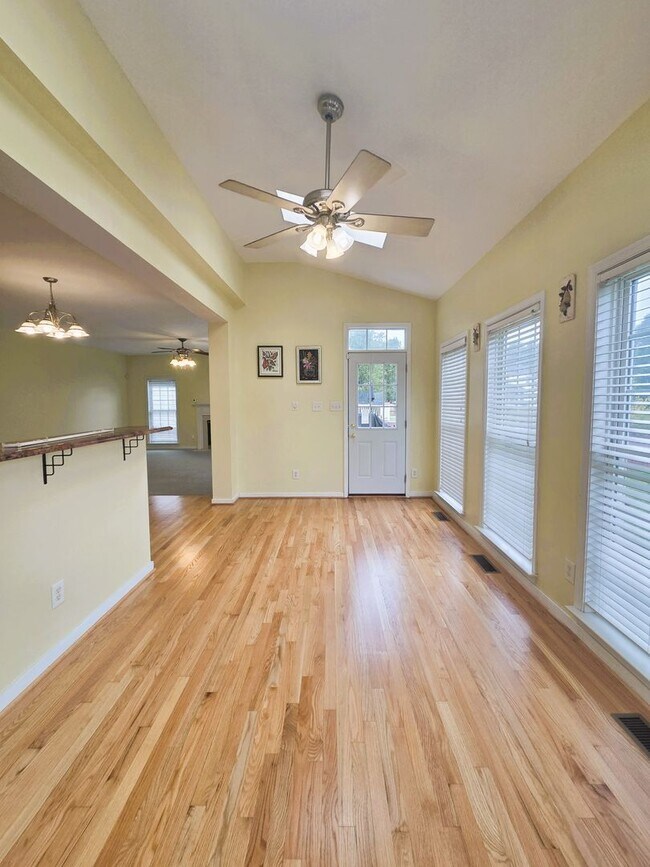 Building Photo - Stately brick front contemporary on huge c...