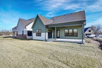 Building Photo - 16649 Garnett St