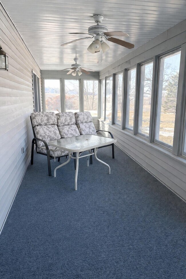 Building Photo - W4604 Palmer Rd