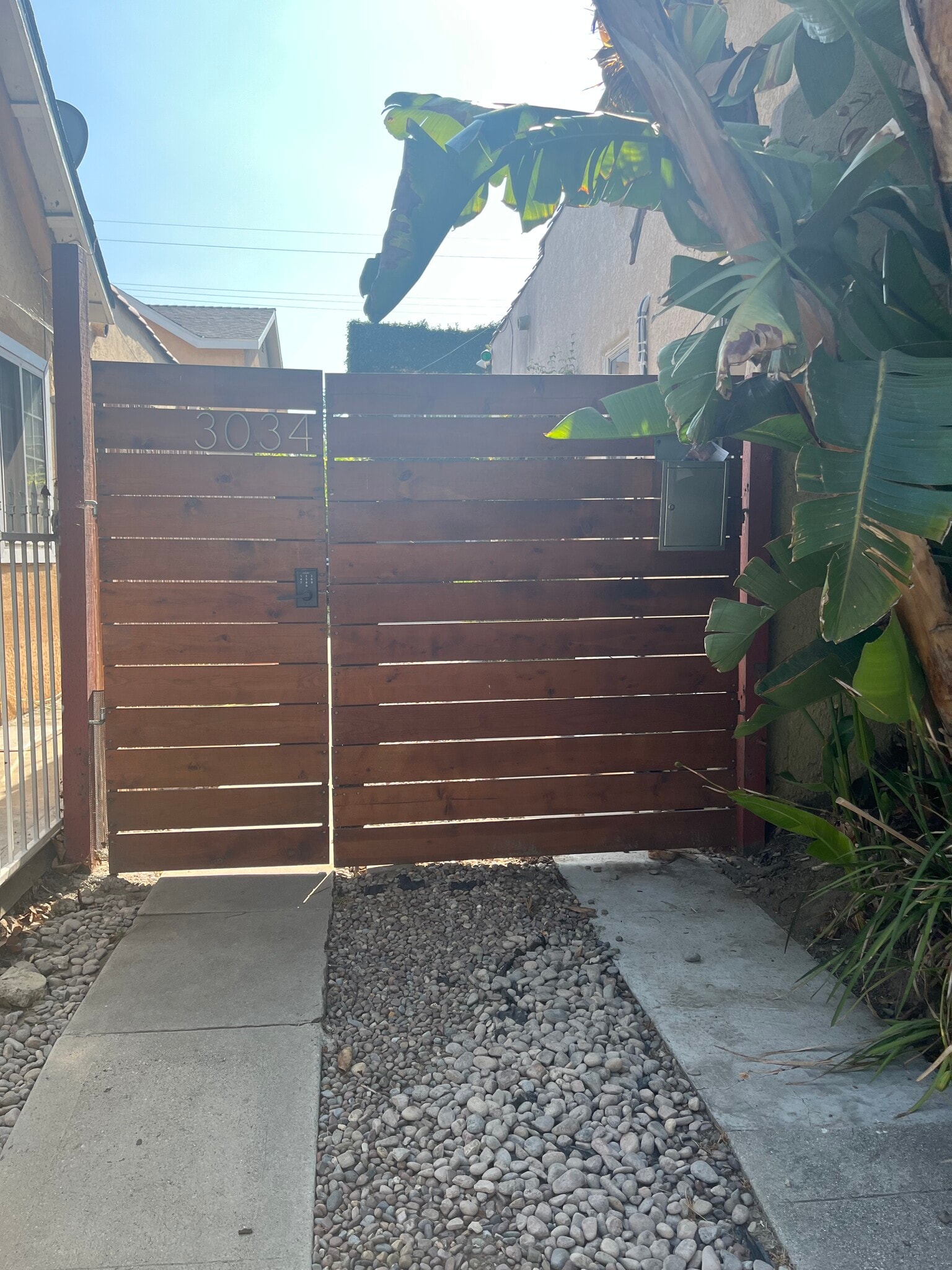 Entrance to property - 3034 Perlita Ave