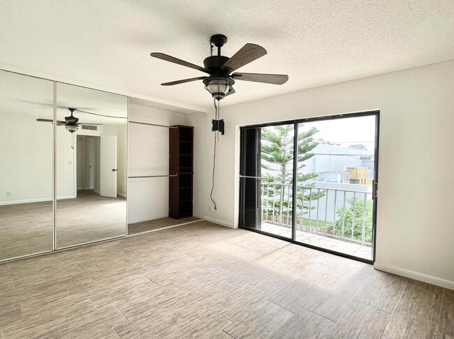 Building Photo - 65 Lake Arbor Dr