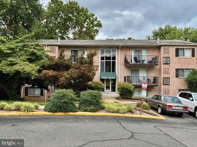 Building Photo - 12652 Dara Dr