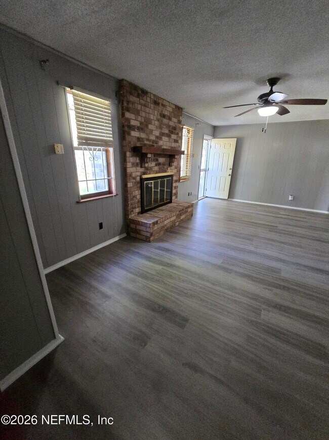 Building Photo - 5639 Sophist Cir N