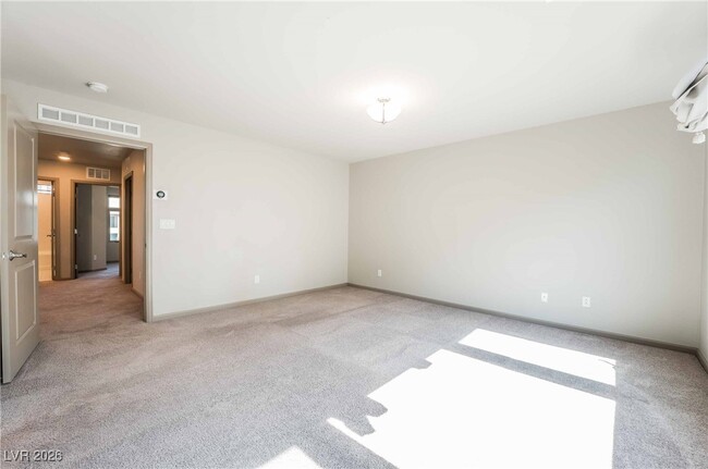 Building Photo - 8115 Carpenter Creek Ave