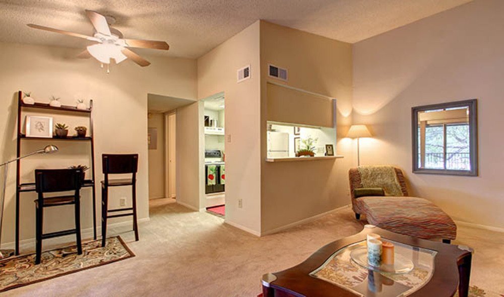 Building Photo - 3600 Greystone Dr