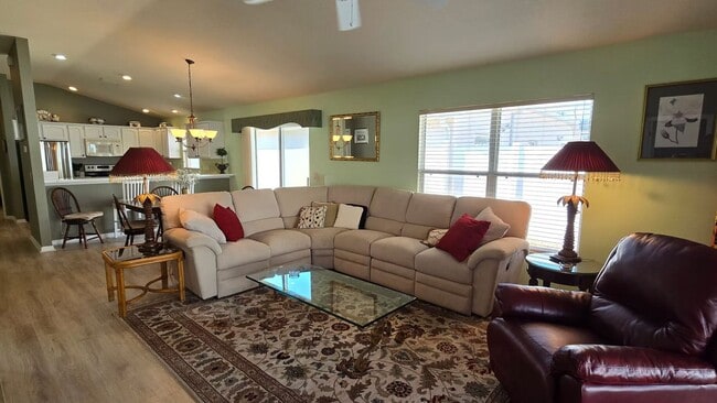 Building Photo - M2453 Violet (VCSC-15/10)