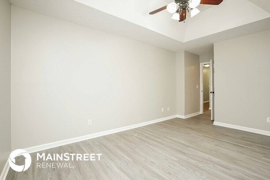 Building Photo - 228 Woodmaker Ct