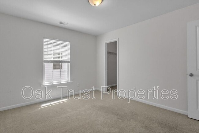 Building Photo - 238 Firewheel Ct