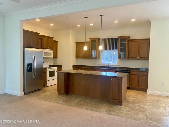 Building Photo - 870 Vignoles Ave NE